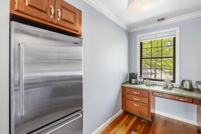 500 Market St Unit 10R, Portsmouth, NH 03801