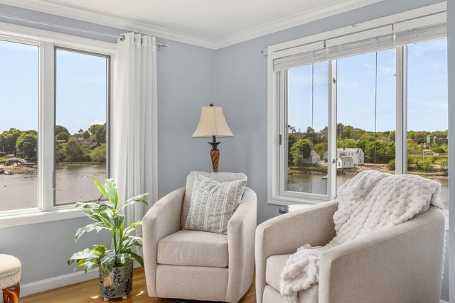 500 Market St Unit 10R, Portsmouth, NH 03801