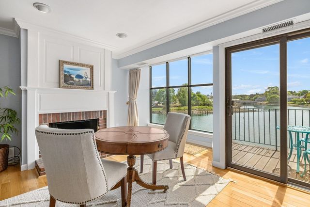 500 Market St Unit 10R, Portsmouth, NH 03801