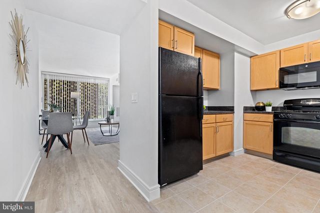 800 4TH ST SW #S208, Washington, DC 20024