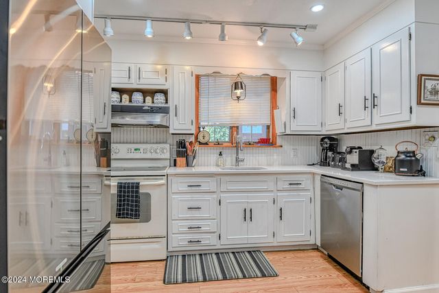 96 Cookman Avenue, Ocean Grove, NJ 07756