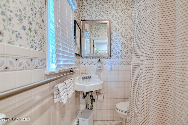 96 Cookman Avenue, Ocean Grove, NJ 07756