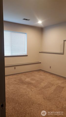 26568 221st Place SE, Maple Valley, WA 98038