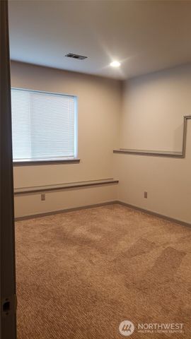 26568 221st Place SE, Maple Valley, WA 98038