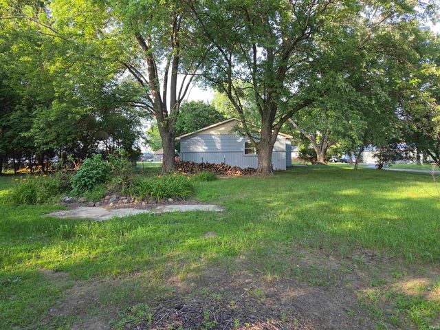 4359 E Blueberry Drive, Monticello, IN 47960