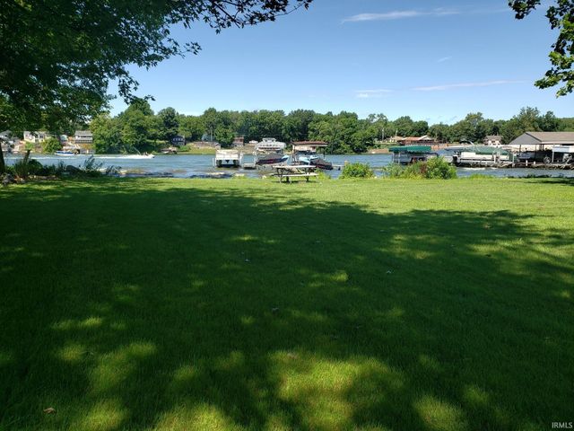 4359 E Blueberry Drive, Monticello, IN 47960