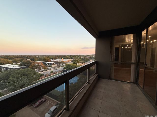 7887 Broadway Apt 707, San Antonio, TX 78209