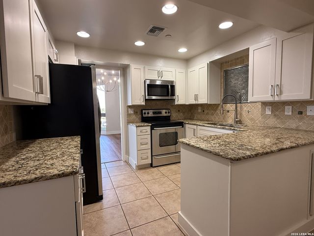 7887 Broadway Apt 707, San Antonio, TX 78209
