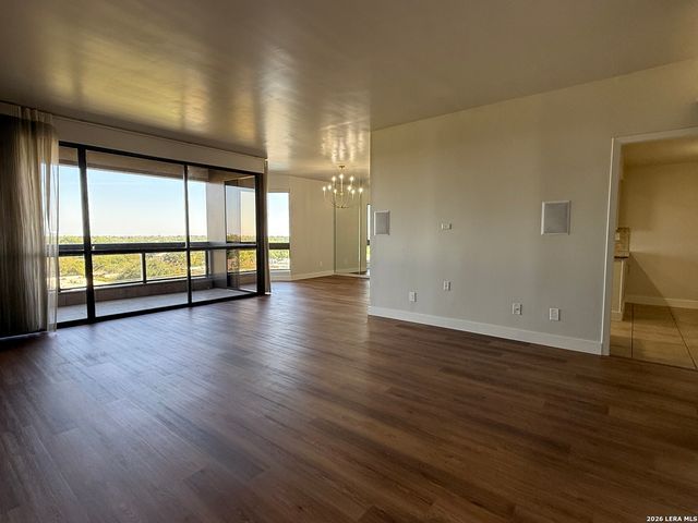 7887 Broadway Apt 707, San Antonio, TX 78209