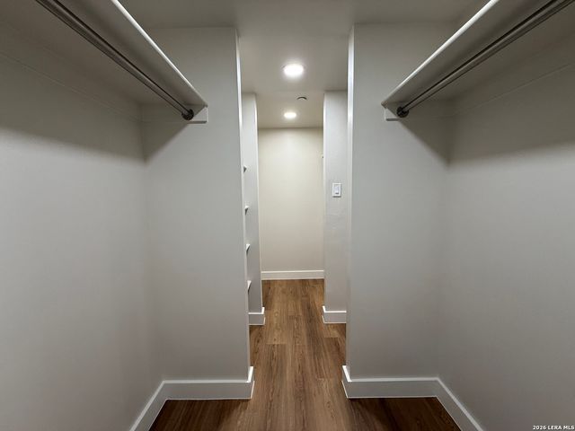 7887 Broadway Apt 707, San Antonio, TX 78209