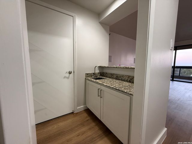 7887 Broadway Apt 707, San Antonio, TX 78209