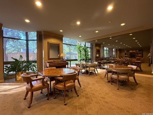 7887 Broadway Apt 707, San Antonio, TX 78209