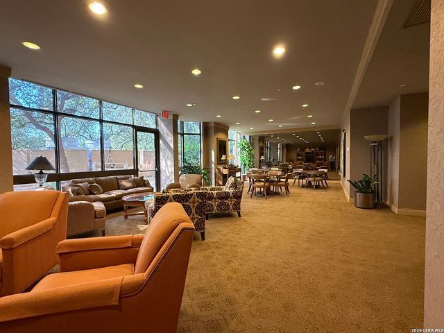 7887 Broadway Apt 707, San Antonio, TX 78209
