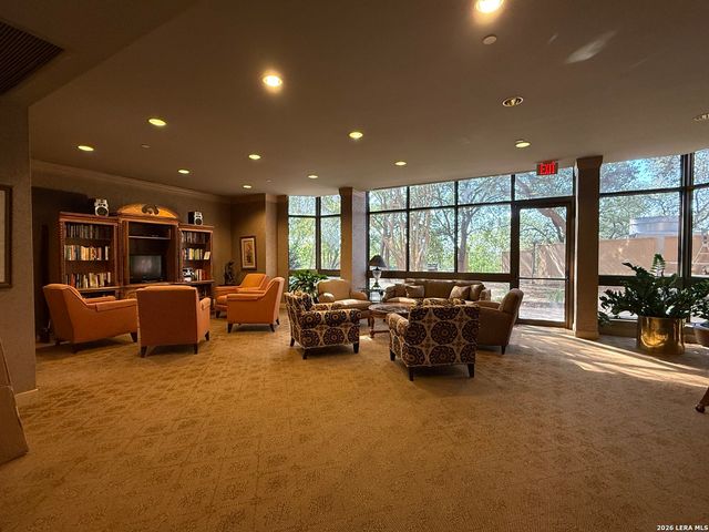 7887 Broadway Apt 707, San Antonio, TX 78209