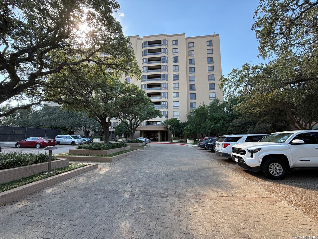 7887 Broadway Apt 707, San Antonio, TX 78209