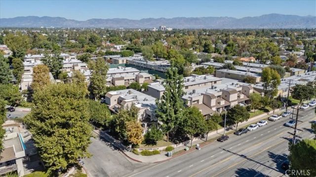 15133 Magnolia E, Sherman Oaks, CA 91403