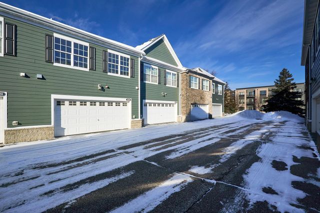 15316 Founders Lane 304, Apple Valley, MN 55124