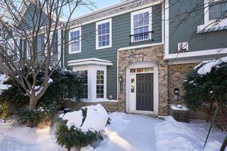 15316 Founders Lane 304, Apple Valley, MN 55124