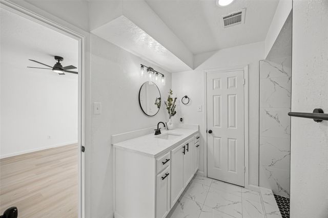 3131 Quail Valley East Drive, Missouri City, TX 77489