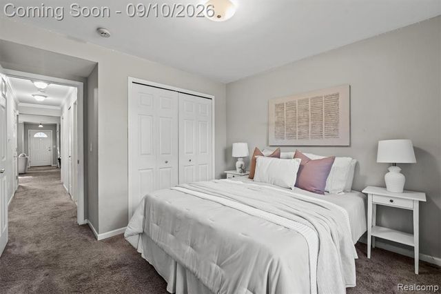 33574 Utica Road, Fraser, MI 48026