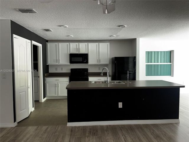 2650 De Groodt Road SW, Palm Bay, FL 32908