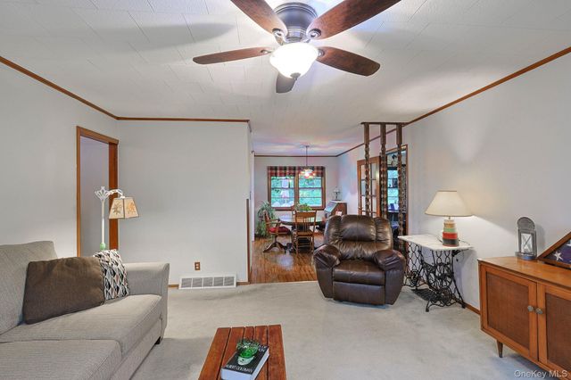 10 Woodycrest Trail, Monroe, NY 10950