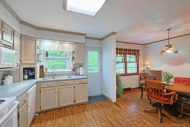 10 Woodycrest Trail, Monroe, NY 10950