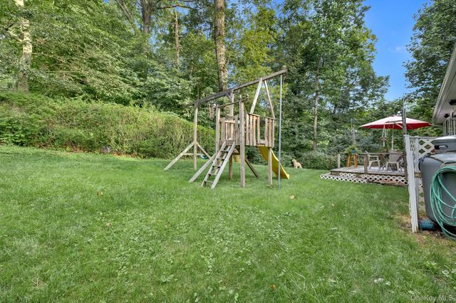 10 Woodycrest Trail, Monroe, NY 10950