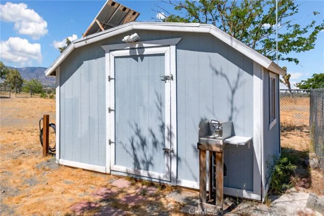 2572 Tokay Road, Phelan, CA 92371