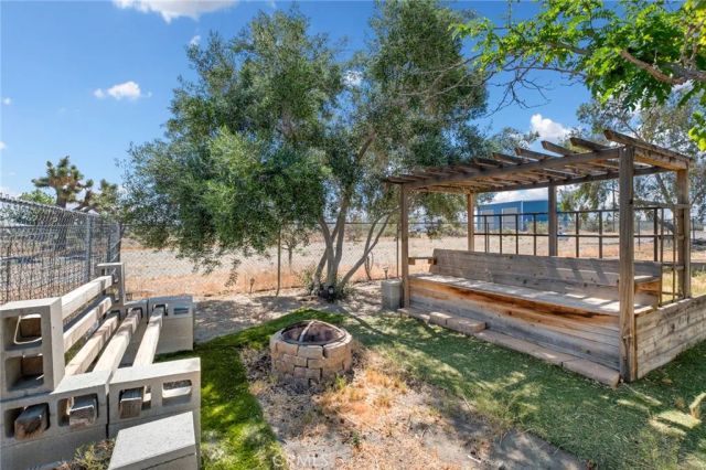 2572 Tokay Road, Phelan, CA 92371