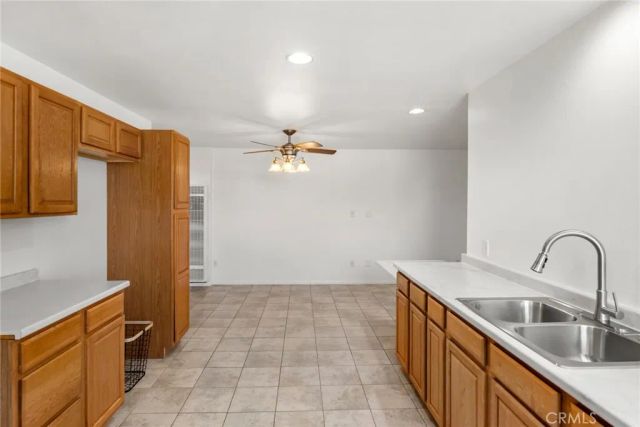 2572 Tokay Road, Phelan, CA 92371