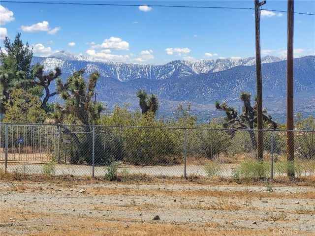 2572 Tokay Road, Phelan, CA 92371