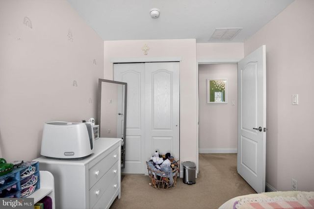 13 LUMBER LN, Mount Ephraim, NJ 08059