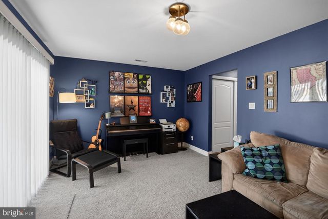 13 LUMBER LN, Mount Ephraim, NJ 08059