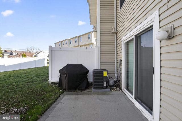 13 LUMBER LN, Mount Ephraim, NJ 08059