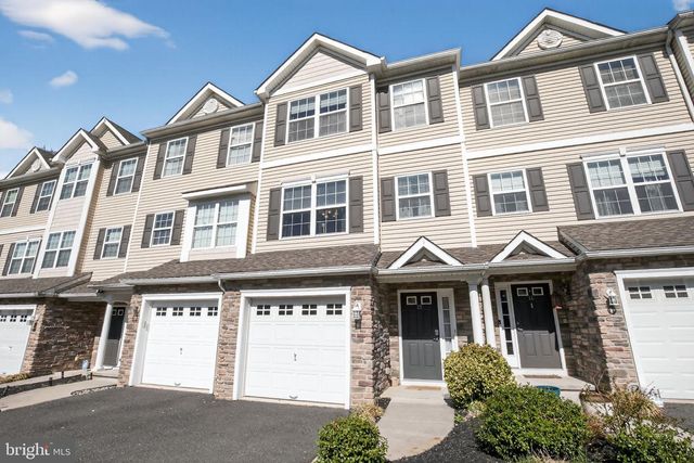 13 LUMBER LN, Mount Ephraim, NJ 08059