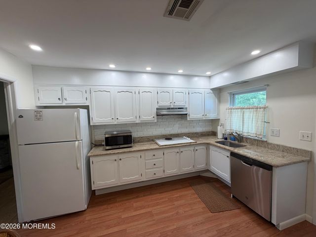 220A Buckingham Court, Lakewood, NJ 08701
