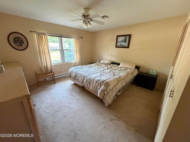 220A Buckingham Court, Lakewood, NJ 08701