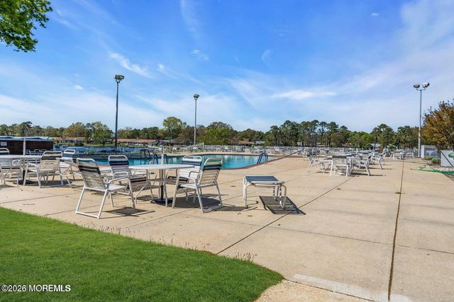 220A Buckingham Court, Lakewood, NJ 08701