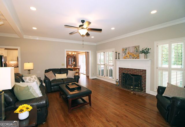 2631 Brentford Lane, Snellville, GA 30078