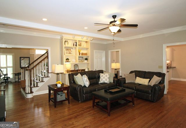 2631 Brentford Lane, Snellville, GA 30078