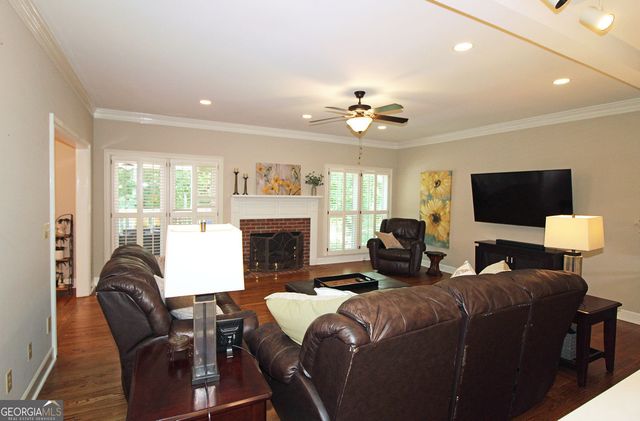 2631 Brentford Lane, Snellville, GA 30078