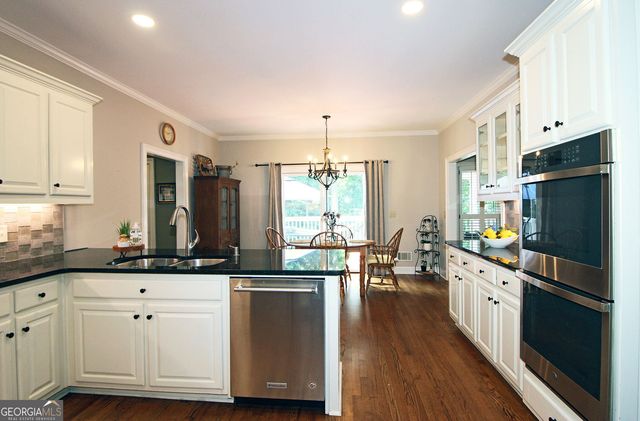 2631 Brentford Lane, Snellville, GA 30078