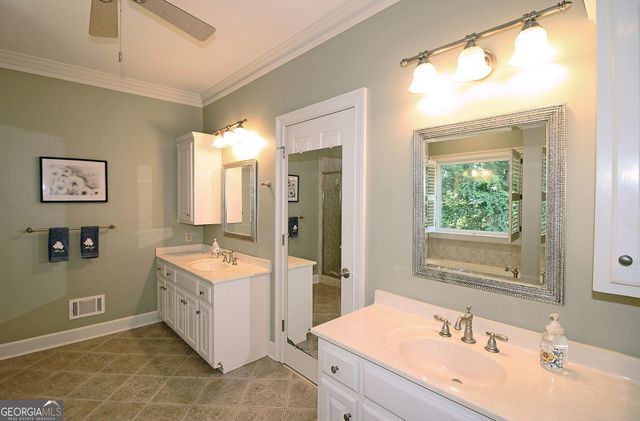 2631 Brentford Lane, Snellville, GA 30078