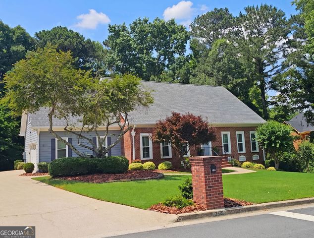 2631 Brentford Lane, Snellville, GA 30078