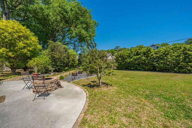 6 Hunters Forest Drive, Charleston, SC 29414