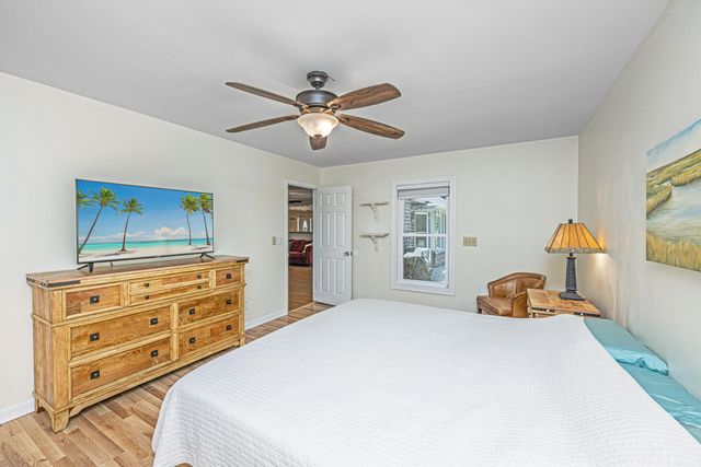 6 Hunters Forest Drive, Charleston, SC 29414