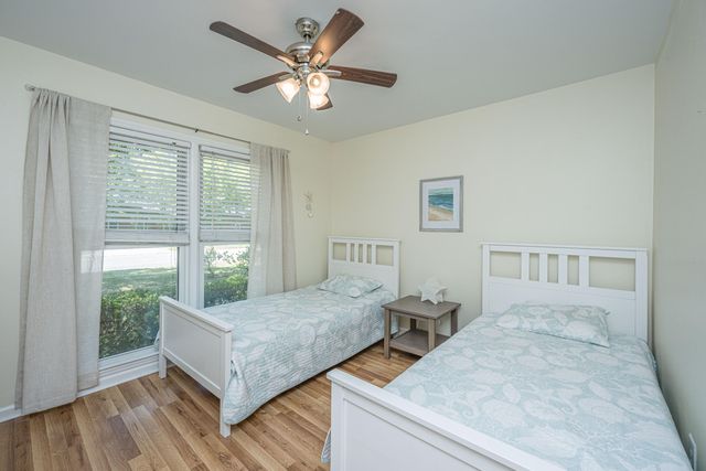 6 Hunters Forest Drive, Charleston, SC 29414