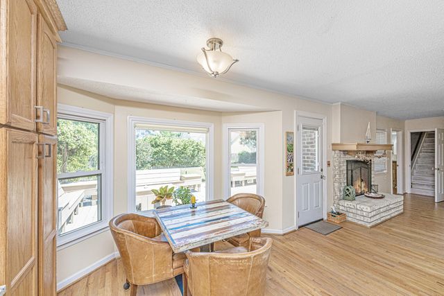 6 Hunters Forest Drive, Charleston, SC 29414