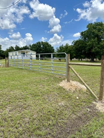 18459 NW 260th Street, Okeechobee, FL 34972